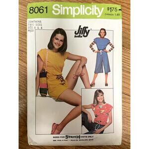 UNCUT Vintage 1970s Simplicity 8061 Sewing Pattern Women Size XXS-XS Jumpsuit